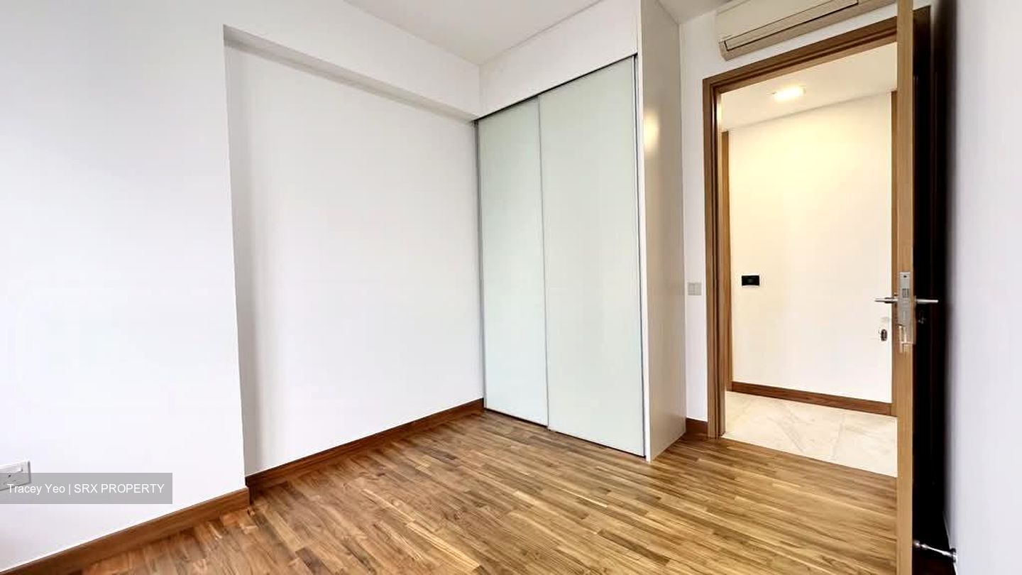 Waterfront Isle (D16), Condominium #613478771